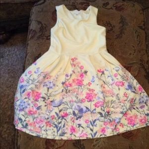 •Girls pale yellow floral dress Copper Key•
